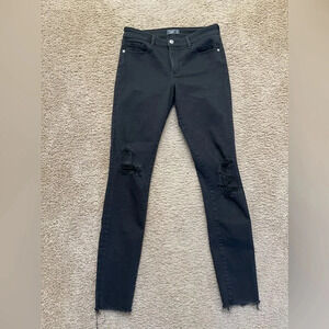 Abercrombie and Fitch distressed Midrise super skinny size 8 long